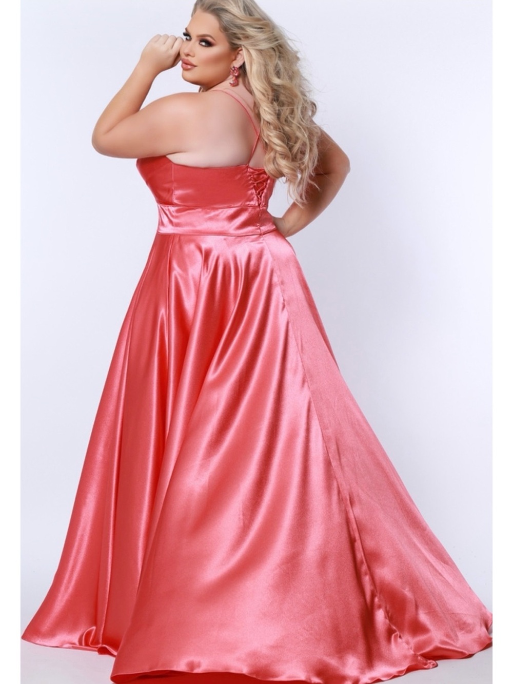 Sydney's Closet: SC7355 Raspberry - Picture 2 of 3